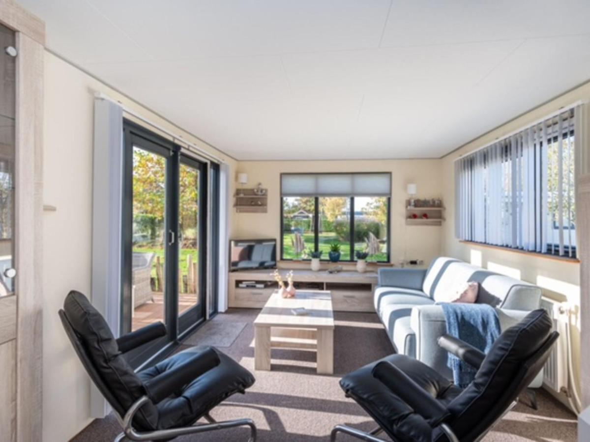 Beautiful Chalet in Goedereede with views&garden Buitenkant foto
